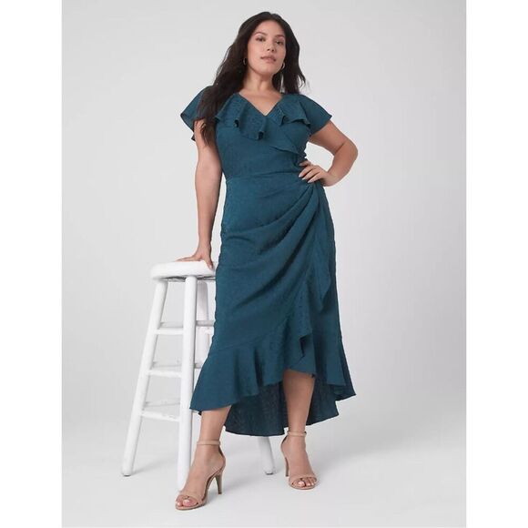 Lane Bryant Dresses & Skirts - Lane Bryant green ruffle jacquard midi dress 16